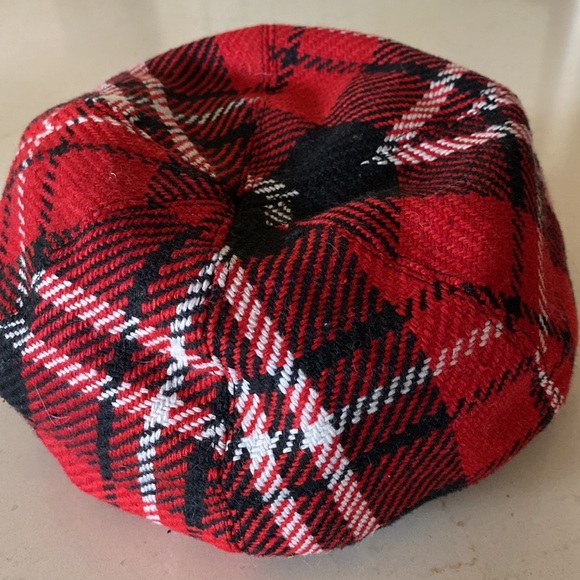 Hat - Picture 3 of 5